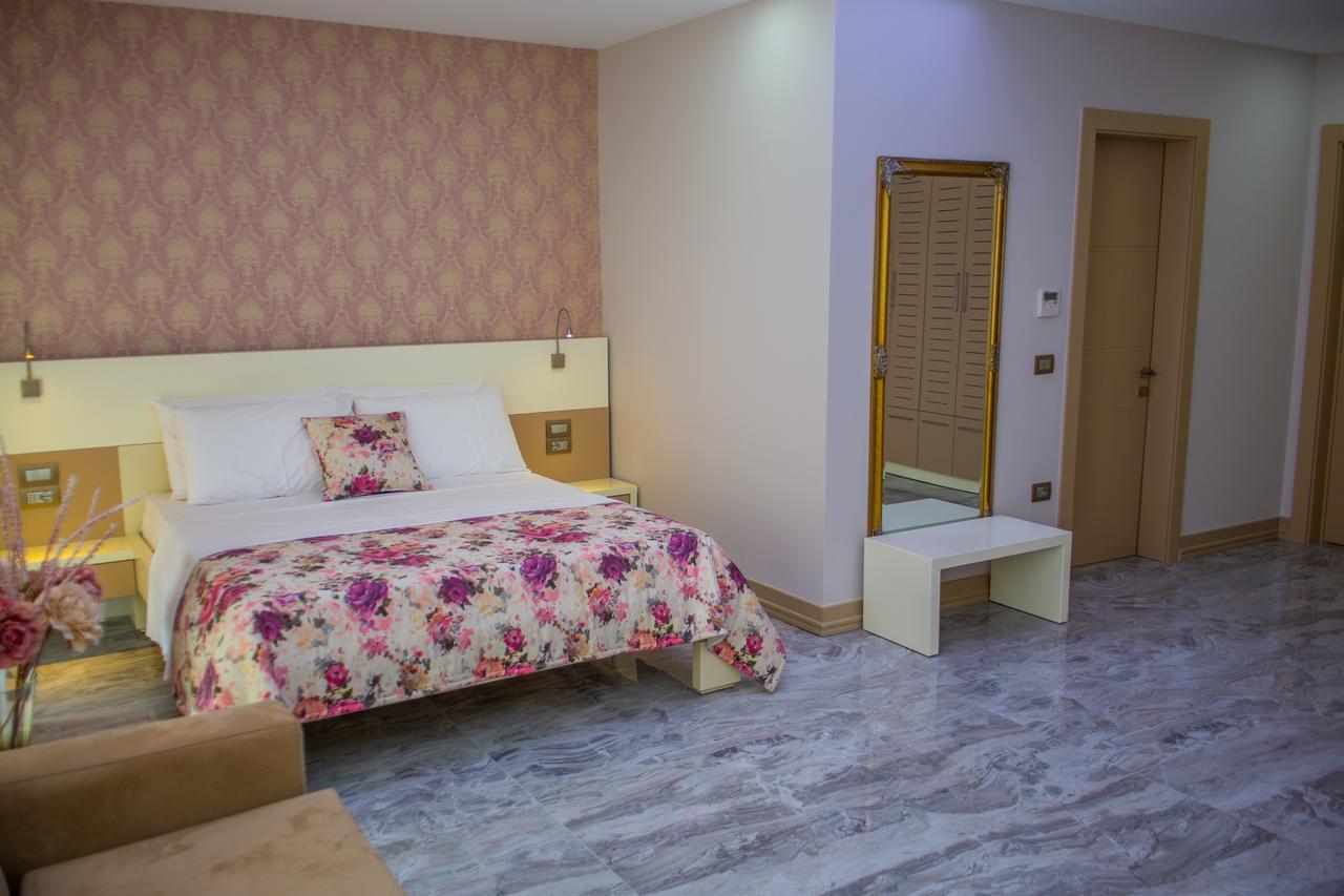Hotel Vila Koral Durres Ngoại thất bức ảnh